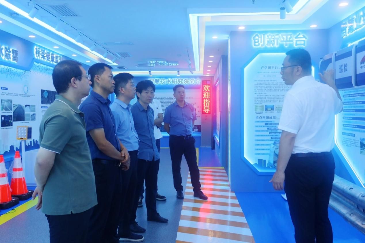 5b2c7b9456013017624600f492c87c0