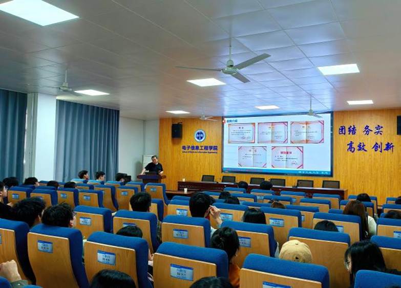 4b9e914b1c96ff53bddc8a95d25e658